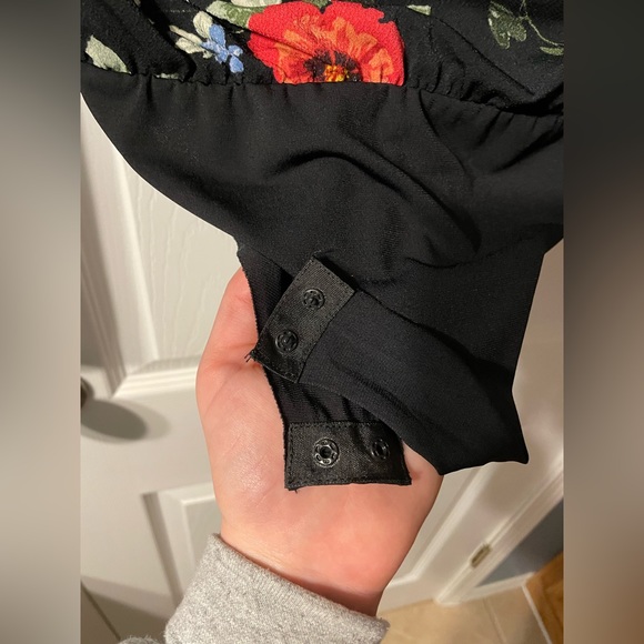 New without tags blouse bodysuit - Picture 3 of 5